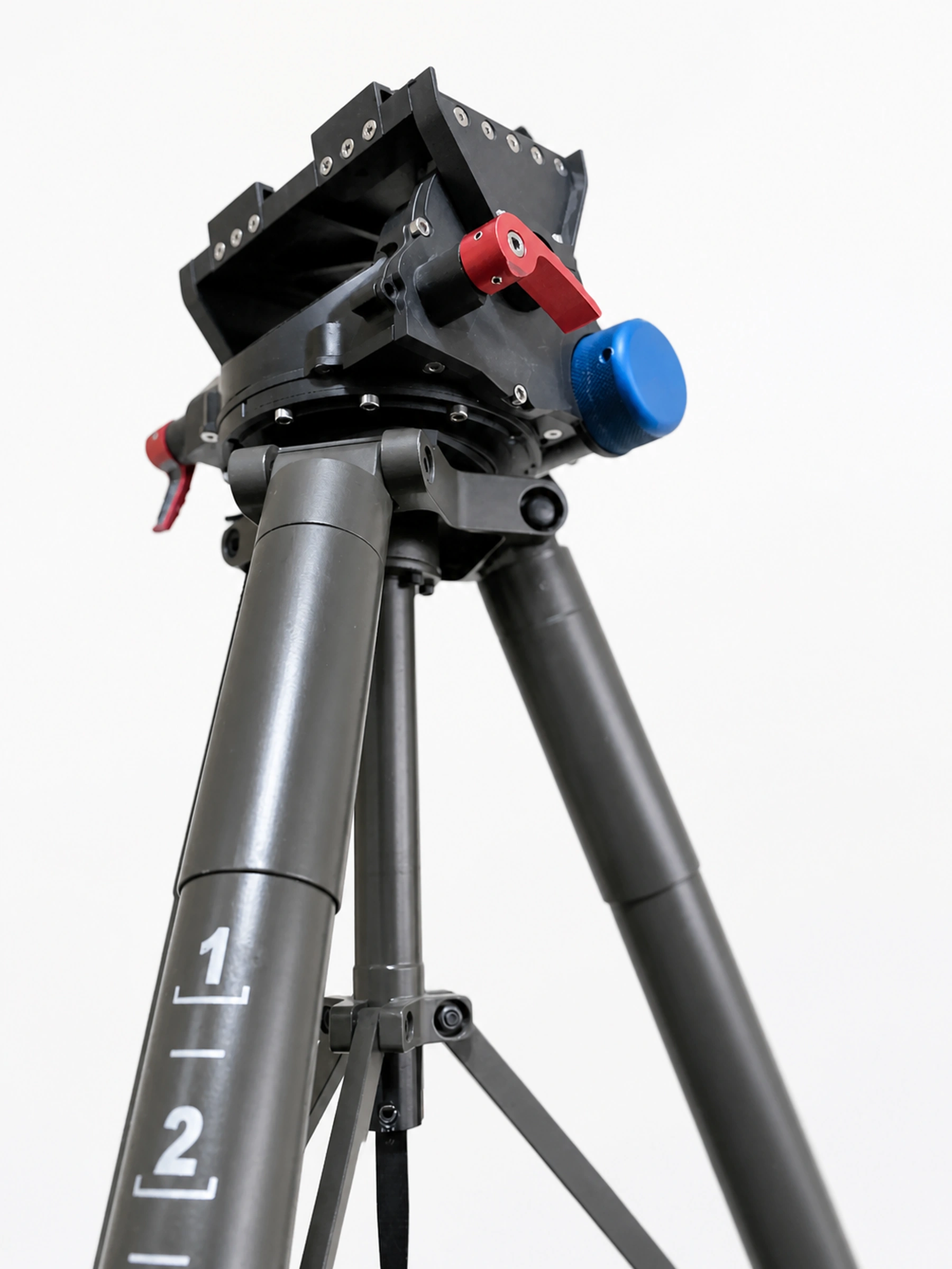 Tripod omzunun üstünde PMD01